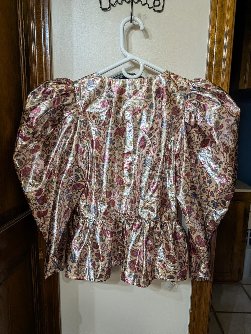 RHODE alma top in cream vichy metallic floral rose balloon Sleeve Size 4 - Picture 4 of 5